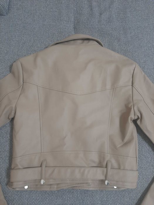 Дамско кожено яке