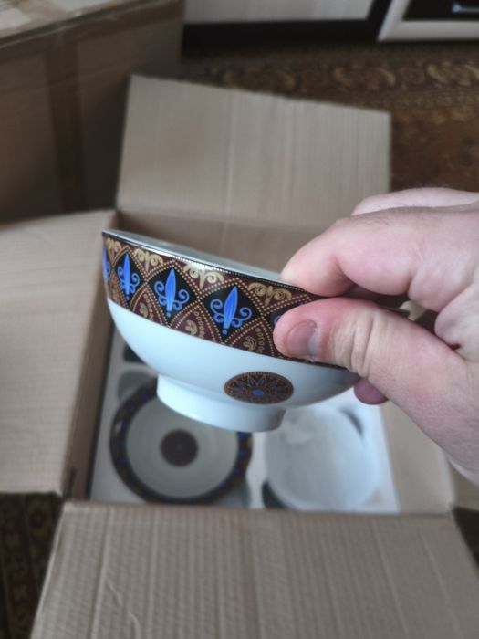 Продам сервиз на 6 персон