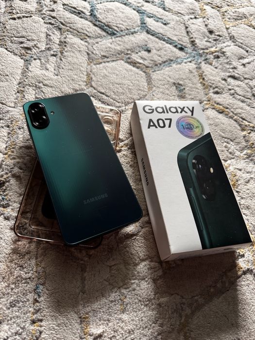 Samsung A07 + tecno spark go