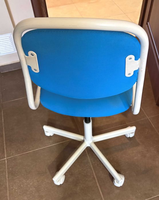 Детски стол за бюро