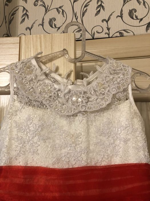 Платья на девочку от 5 до 10 лет.