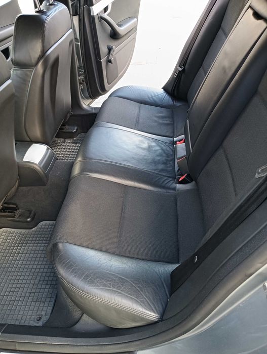 Vând Audi A4 B7 S Line