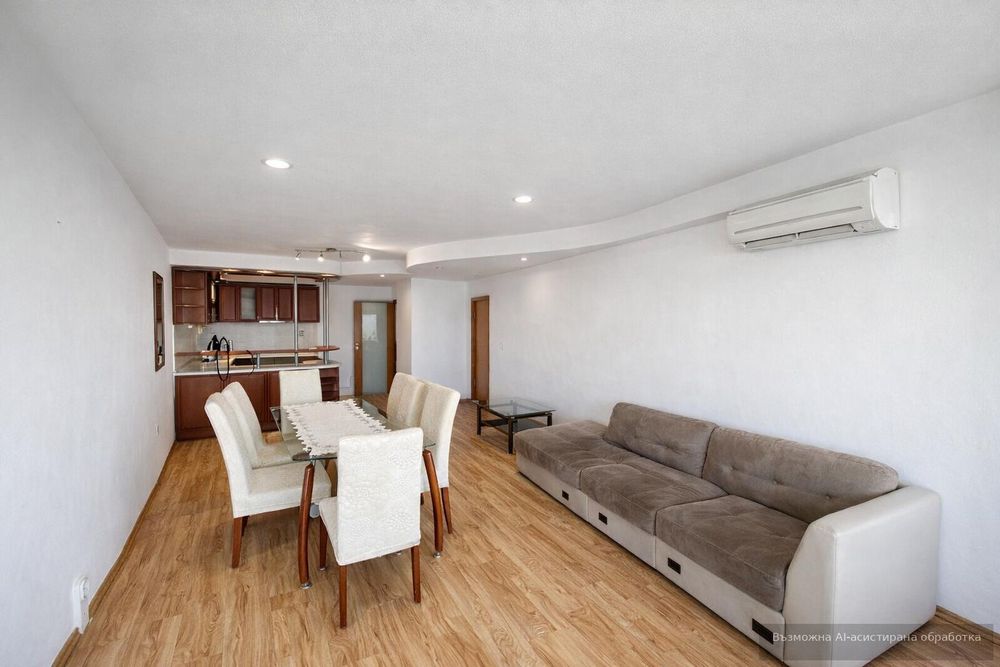 Тристаен апартамент в кв. Изгрев