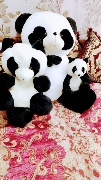 Panda igrushkalar oilasi