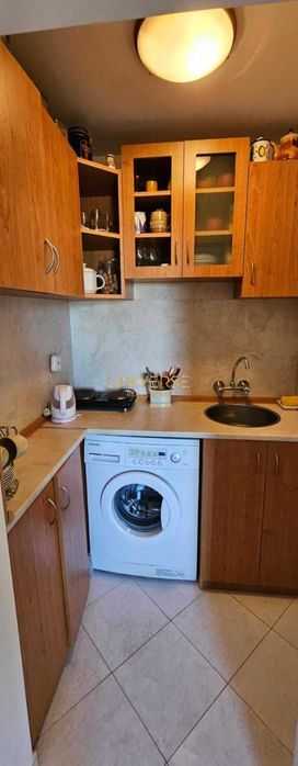 Продава се Двустаен апартамент в Поморие - 58 кв.м за 1242 €/кв.м - Снимка #2