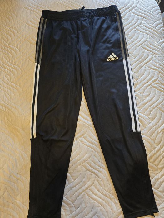 Спортивные брюки adidas