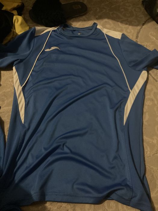 Продам вещи кайрат и просто joma