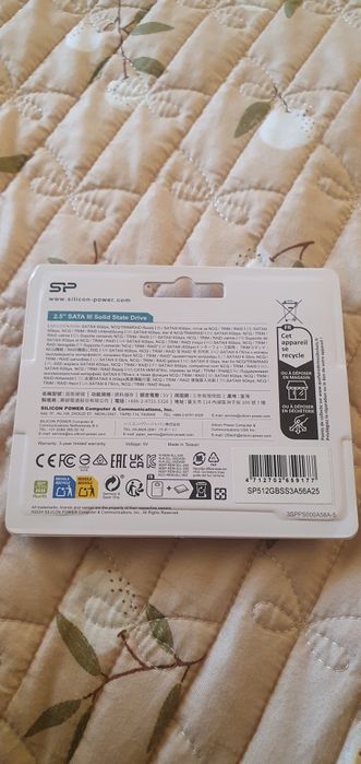 Продам новый SSD на 512gb.