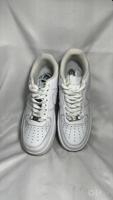 Кроссовки Nike Air Force 1, 39 размер (большемерят)