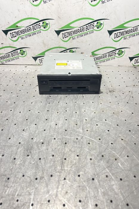 Unitate navigatie 7P6 035 670 E 7P6 035 670 E 7P6 035 670 E Volkswage