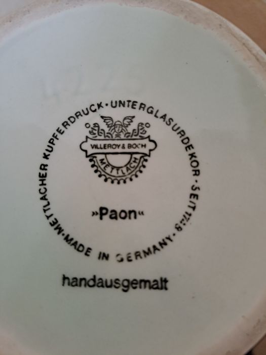 Порцеланова ваза на-"Villeroy &Boch ."