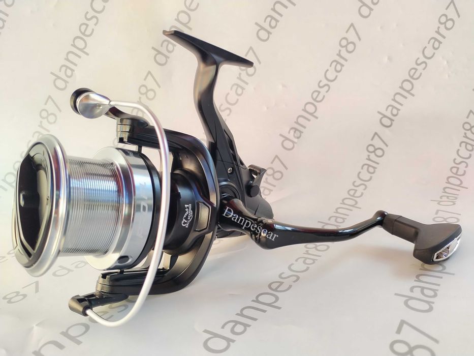 SET 4 Mulinete Crap PRO FL Strategist Baitfeeder SB8000 0,30/420m