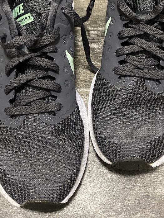 Маратонки NIKE, запазени!