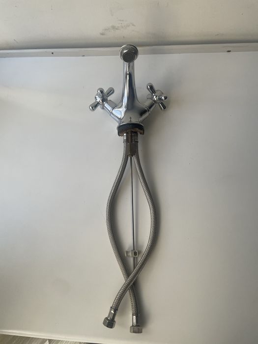 Смесител за мивка Баня Видима ретро