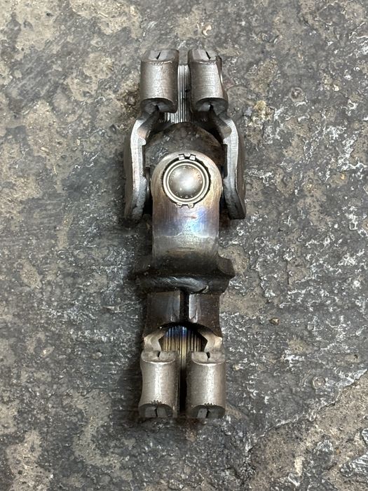 Кардан рулевой верхний камри 30 35