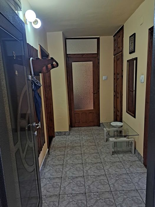 Apartament cu 3 camere de închiriat in zona George Enescu