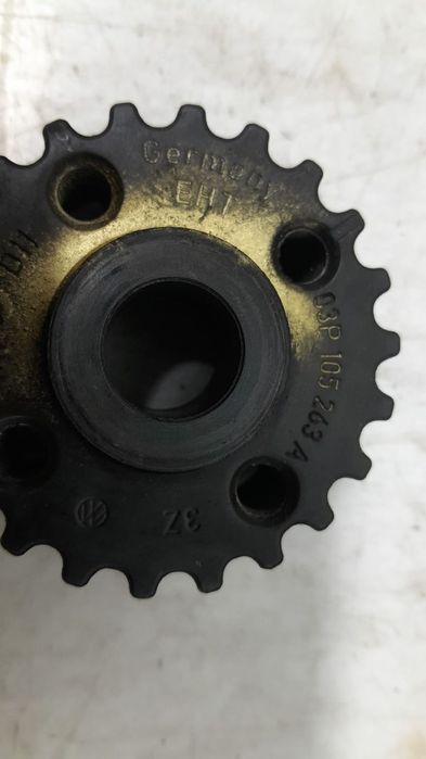 Pinion vibrochen 03P105263A 2.0 tdi CMF Volkswagen VW Crafter 1 [2006