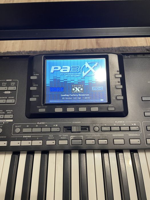 Korg Pa 3X 61 clape, 256 RAM