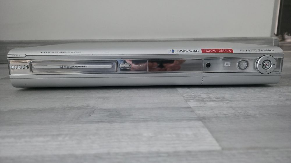 DVD Recorder Philips DVDR3305 cu Hard Disk 160 GB