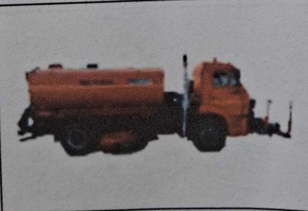 КДМ 10м3 с пушкой с подметалкой на базе шасси КАМАЗ