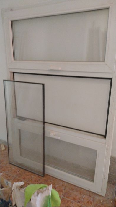 Vând ferestre termopan