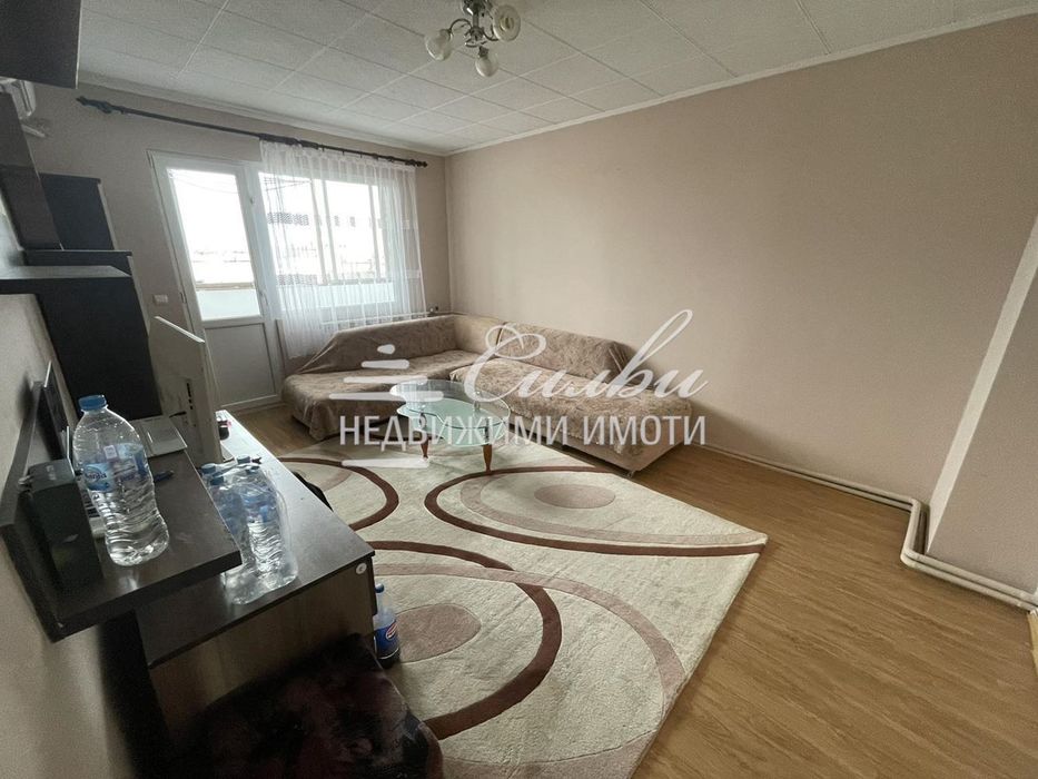 Дава се под наем Двустаен апартамент в Шумен, Болницата - 70 кв.м за 255 € - Снимка #1