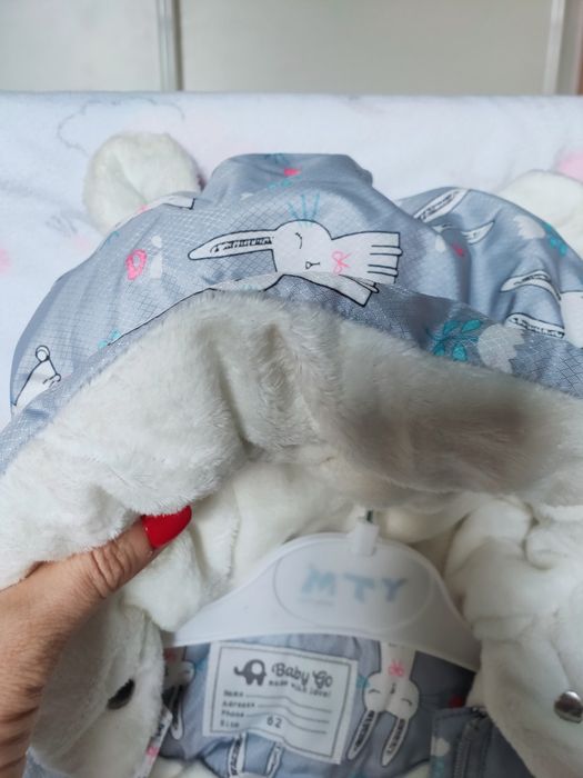 Комбинезон 2-3 мес на девочку как новый