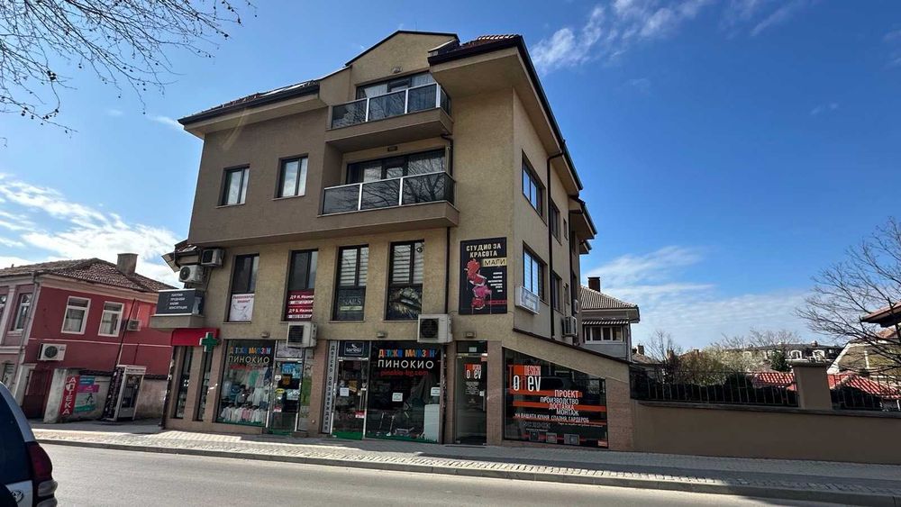 Продава се Едностаен апартамент в Карлово - 63 кв.м за 922 €/кв.м - Снимка #8