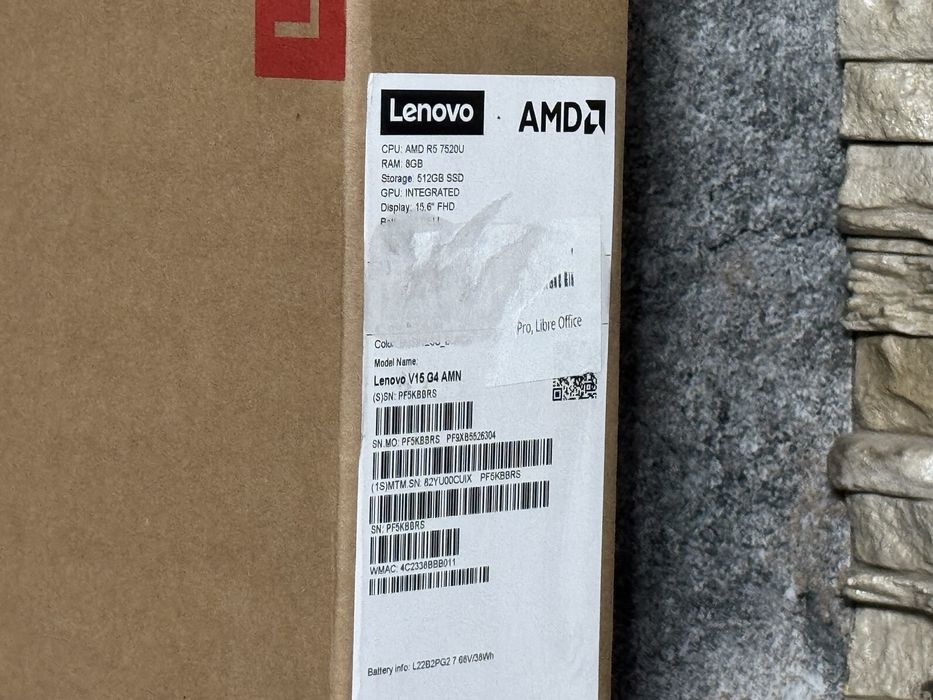 Lenovo V15 G4 AMN Ryzen5 8/512GB/ Nou, Sigilat