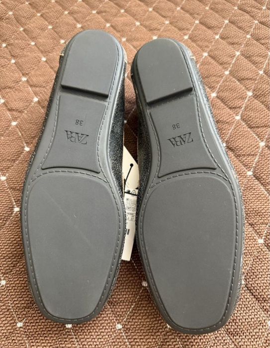 Кожанные лоферы Zara