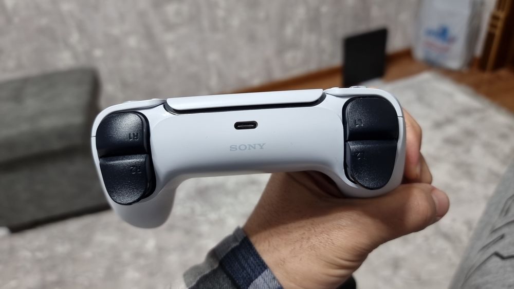 Playstation 5 DualSense Joystik (Джойстик). В идеальном состоянии.