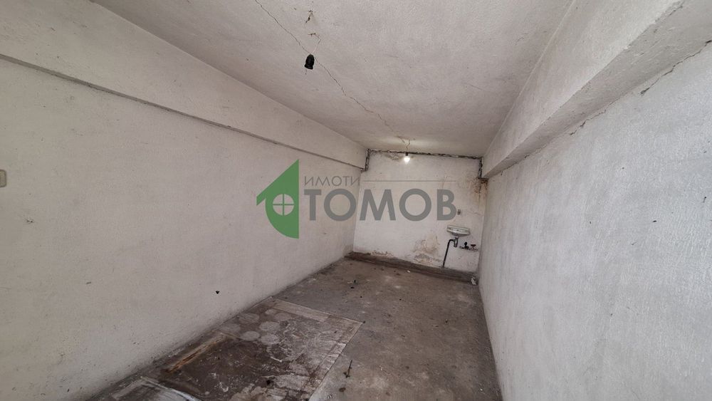 Продава се Гараж / Паркомясто в Стара Загора, Център - 18 кв.м за 1431 €/кв.м - Снимка #3