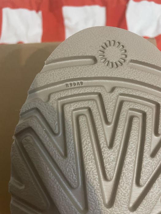 ugg tazz gri marimea 38 iarna