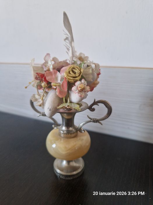 Bibelouri vechi din marmură,lucrate manual