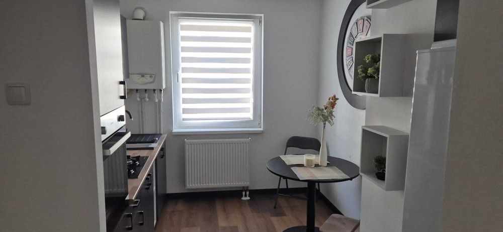 Apartament doua camere,modern,utilat si renovat.