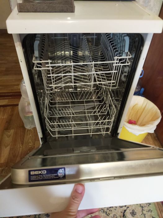 Посуда моечный машина