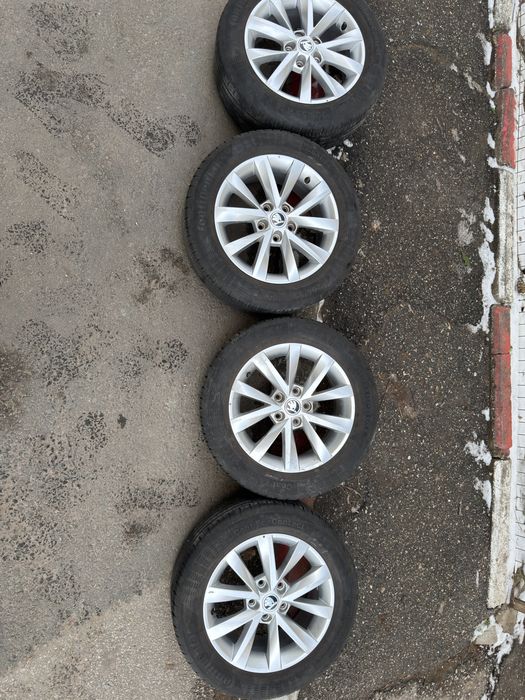 Jante aliaj 16 + Anvelope Continental vara 205/55/16 - Originale Skoda