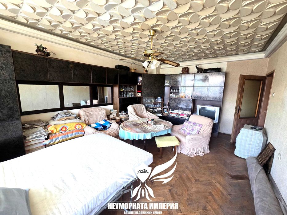 Продавам тристаен апартамент 71кв.м. на 4 етаж в Асеновград до Месокомбината - снимка 2