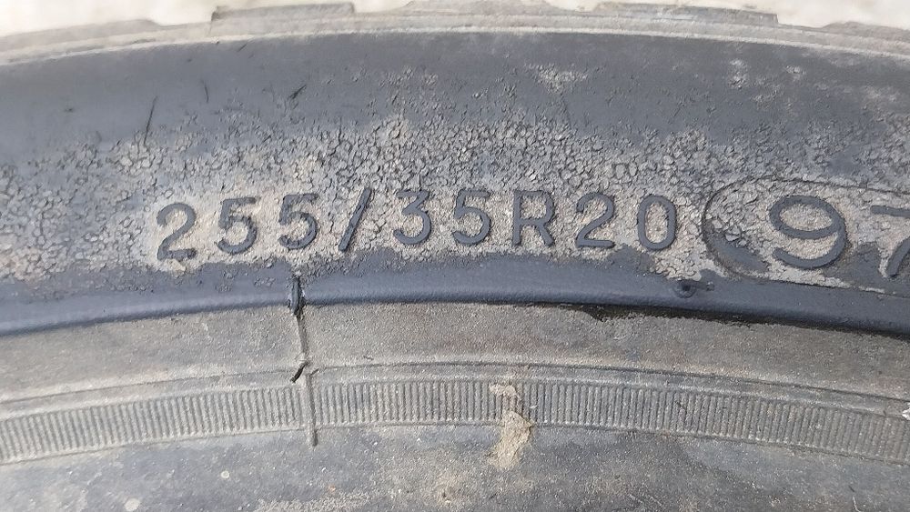 Автомоилни гуми 20 и 17 цола