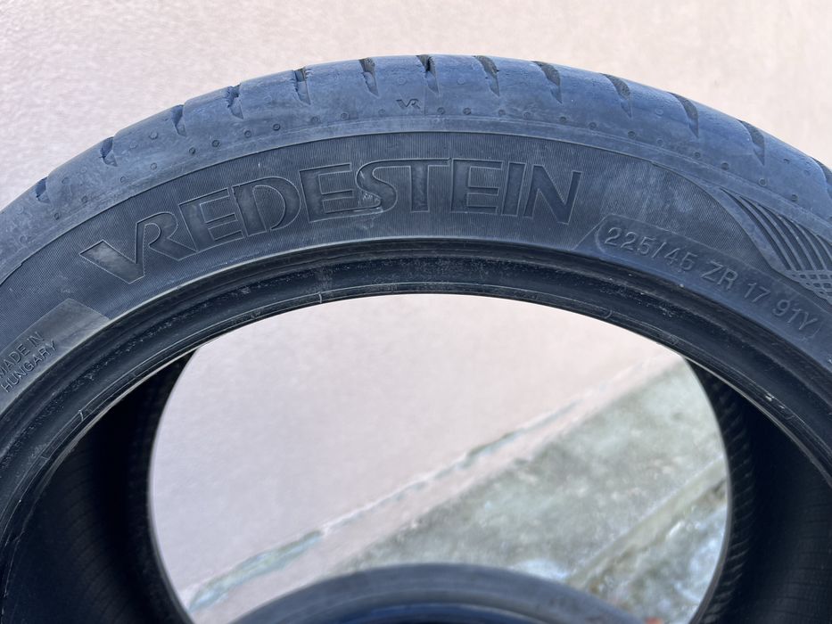 Летни гуми Vredeshtein