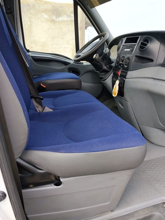 Vând IVECO DAILY 50C15 Platformă Detarat