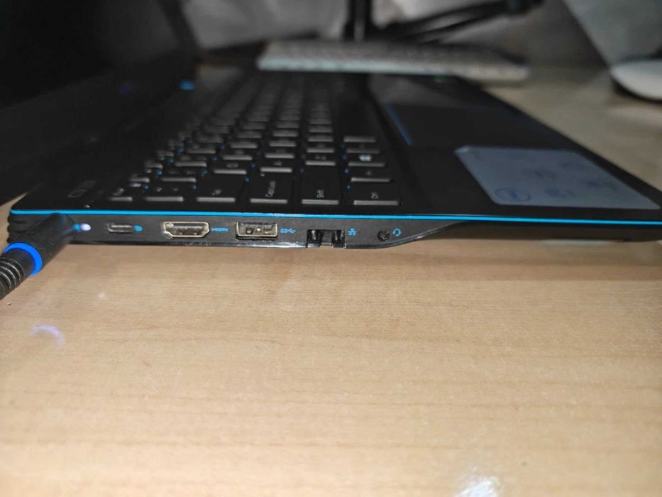 Laptop gaming Dell G3 3590 Intel Core i5 9300H Nvidia GeForce GTX1650