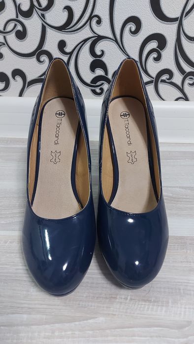 Продам   новые туфли