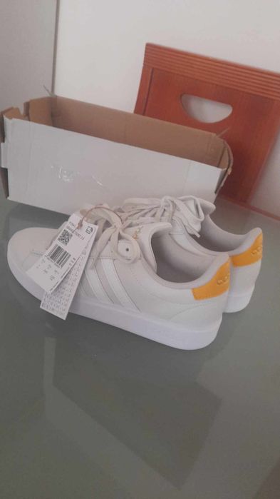 Спортни маратонки adidas 38⅔