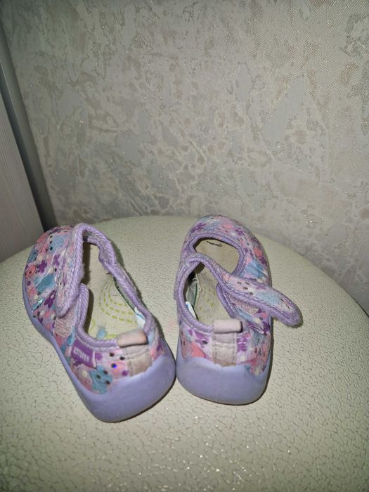 Продам сандали детские 22 размера