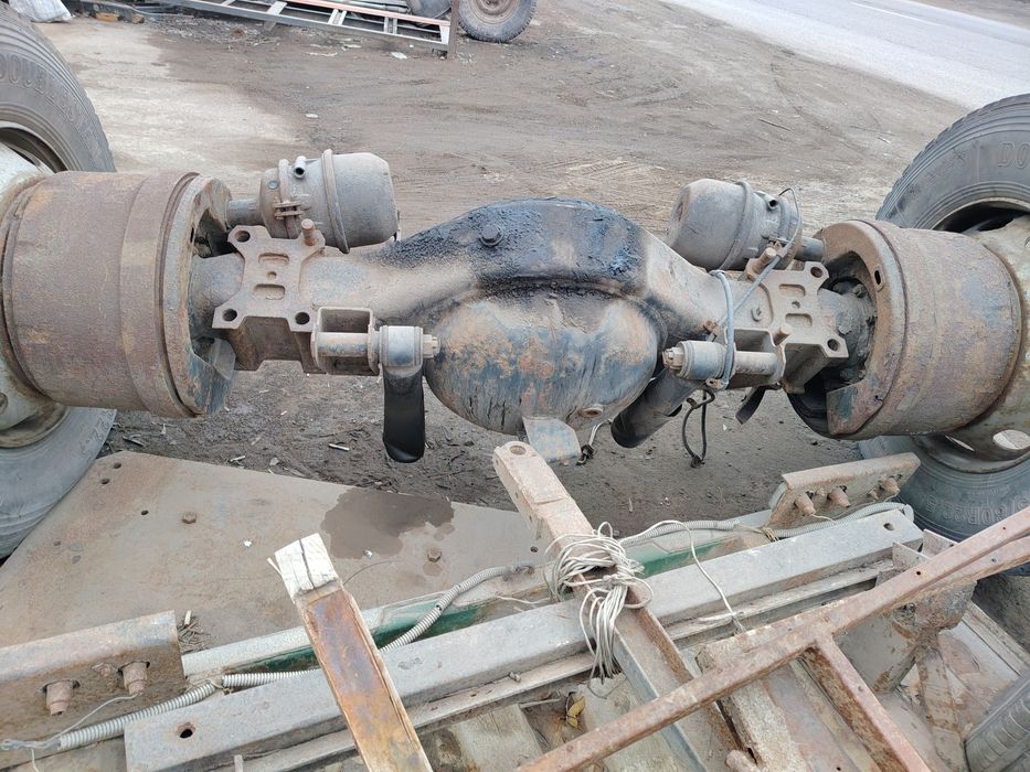 Isuzi GIGA orqa chulok