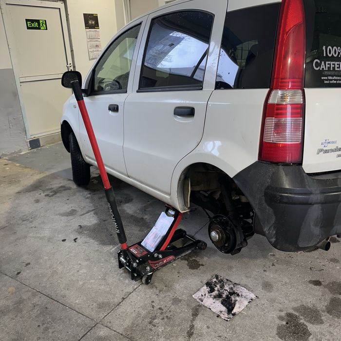 „Автосервиз – ремонт и поддръжка на автомобили“ град Асеновград