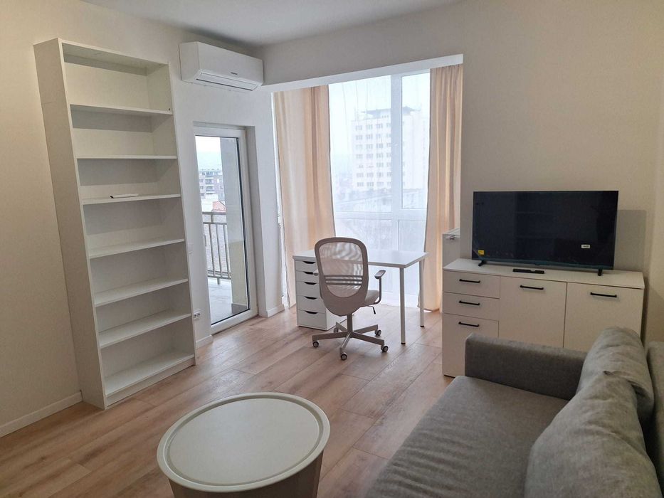 Închiriem apartament cu o cameră str. Lalelelor