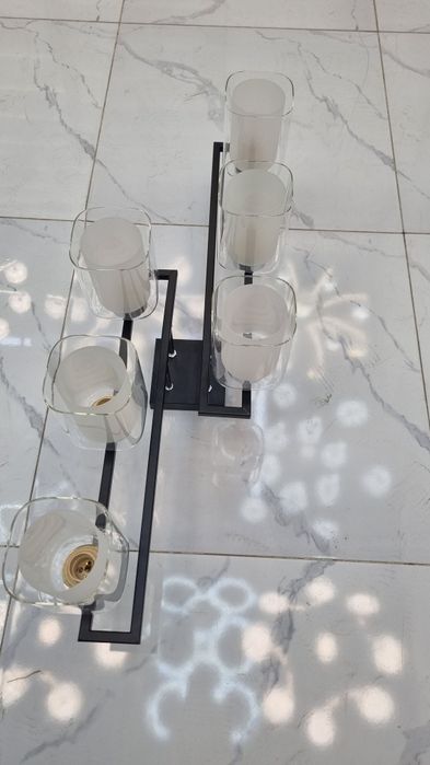 Люстра плафонли.