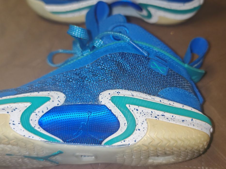 Vând Nike Air Jordan Luka Doncic mărimea 36,5